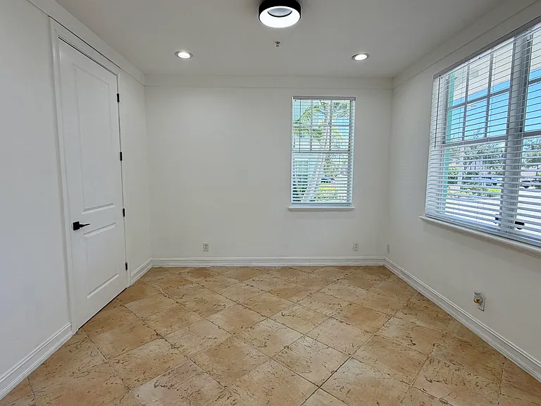 810 3rd Ave N #78 — Photo 14