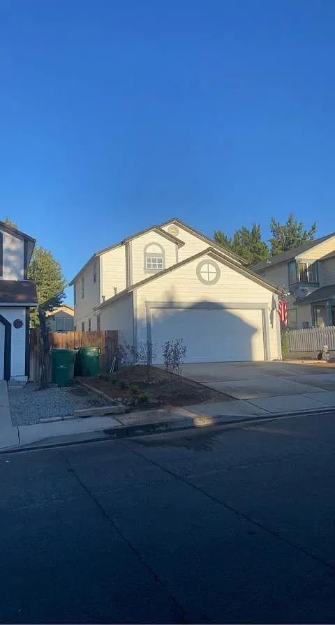 3057 Myles Dr — Photo 1