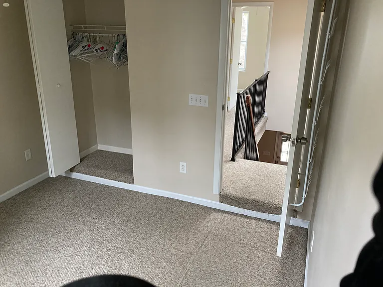1605 Olive St — Photo 11