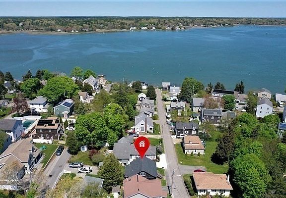 4th image of 12 Holmes Ave