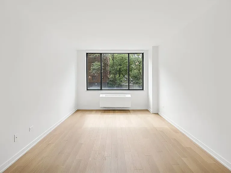 75 W End Ave #S2E — Photo 3