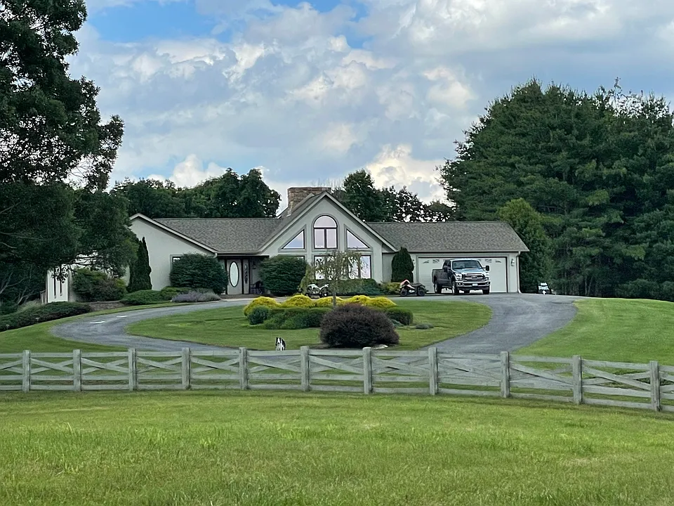 3368 Bethlehem Church Rd NE
