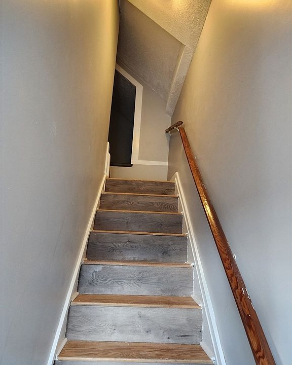 1st image of 26 Chapel St