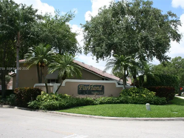 6200 NW 74th Ct, Parkland, FL 33067