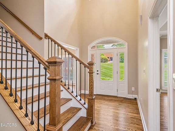 4th image of 625 Vancurry Ln