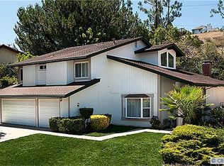 5890 E Camino Pinzon, Anaheim, CA 92807