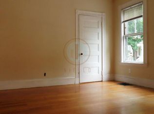 22 Homer St APT 2, Brookline, MA 02445
