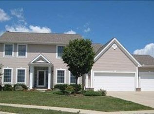 4 Shoal Creek Ct, Bloomington, IL