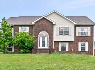3208 Twelve Oaks Blvd, Clarksville, TN 37042