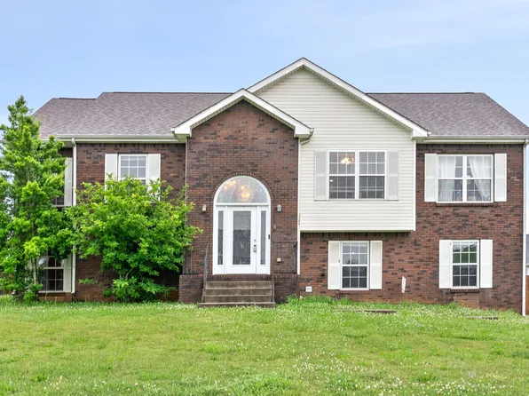 3208 Twelve Oaks Blvd, Clarksville, TN 37042