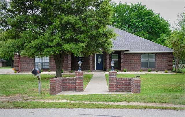 1st image of 404 Roaring Springs Dr