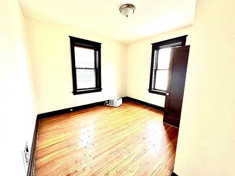 3949 Tholozan Ave #2 — Photo 1