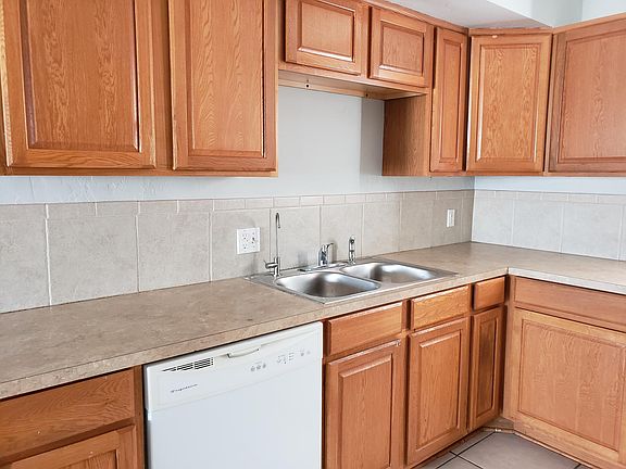 5th image of 1309 W Wallace Dr