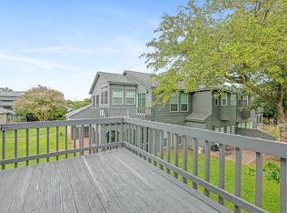 210 Oak Bay St APT 703, Rockport, TX 78382