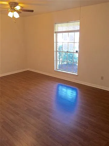 129 Fountain Dr — Photo 7