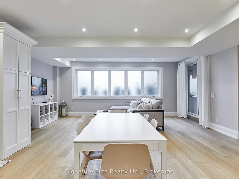 30 Amesbury Dr #2 — Photo 7