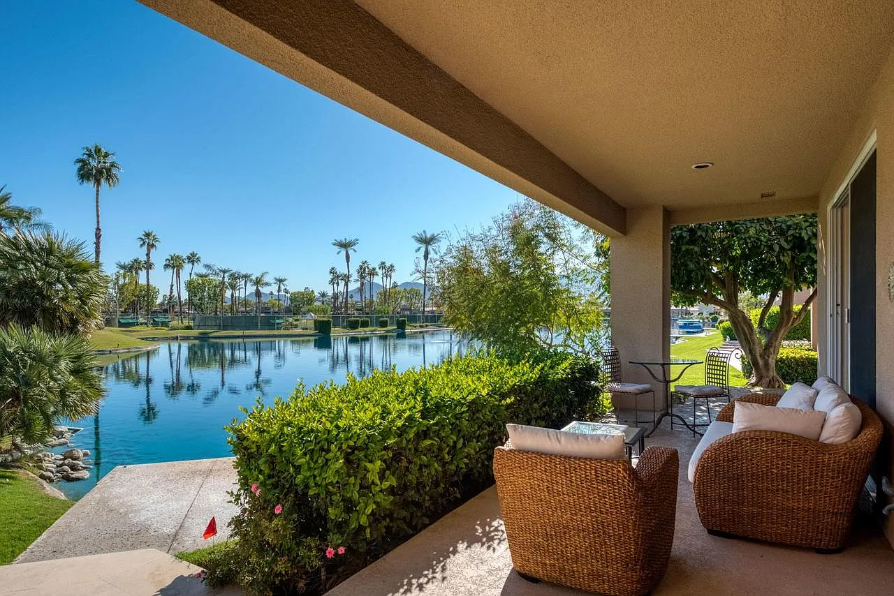 3 bed, 1947 sqft, $4,000 — Photo 4