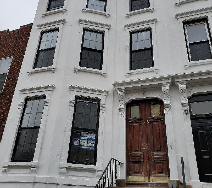 1st image of 38 Herkimer St APT 1