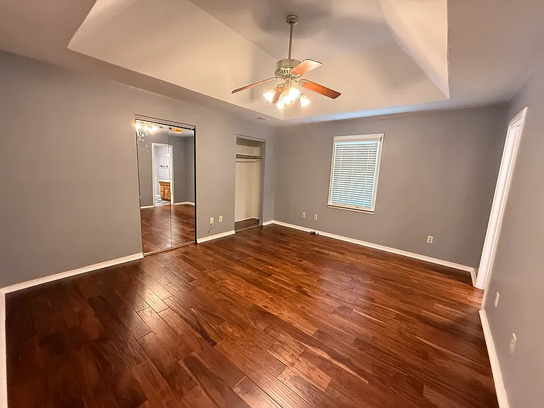 6108 Williams Rd — Photo 13