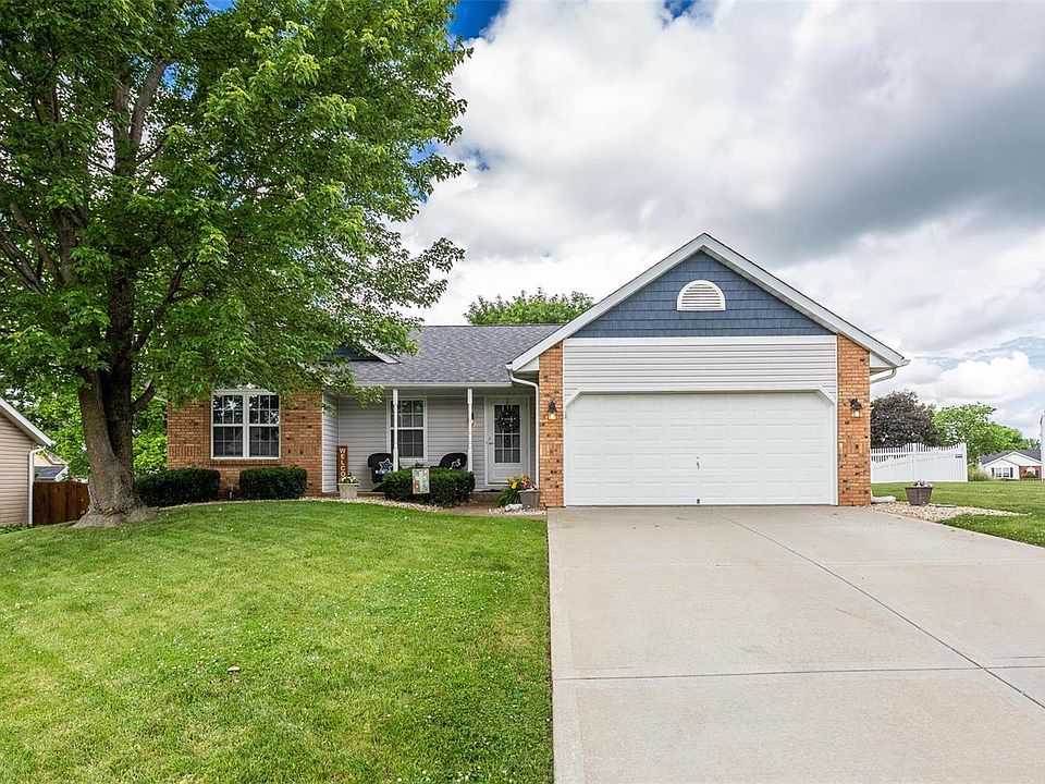 1st image of 1017 Meadows Ct