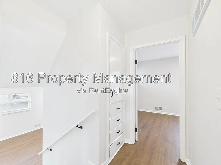 7030 Ewing Ave #7028 — Photo 9