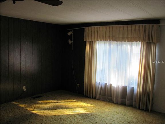 5th image of 517 W Plantation Blvd