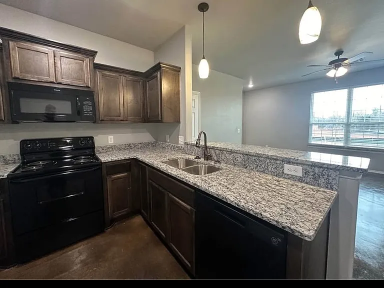 7621 Wild Flower Way #B — Photo 5