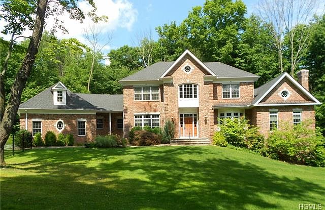 1st image of 12 Greenbrier Ct