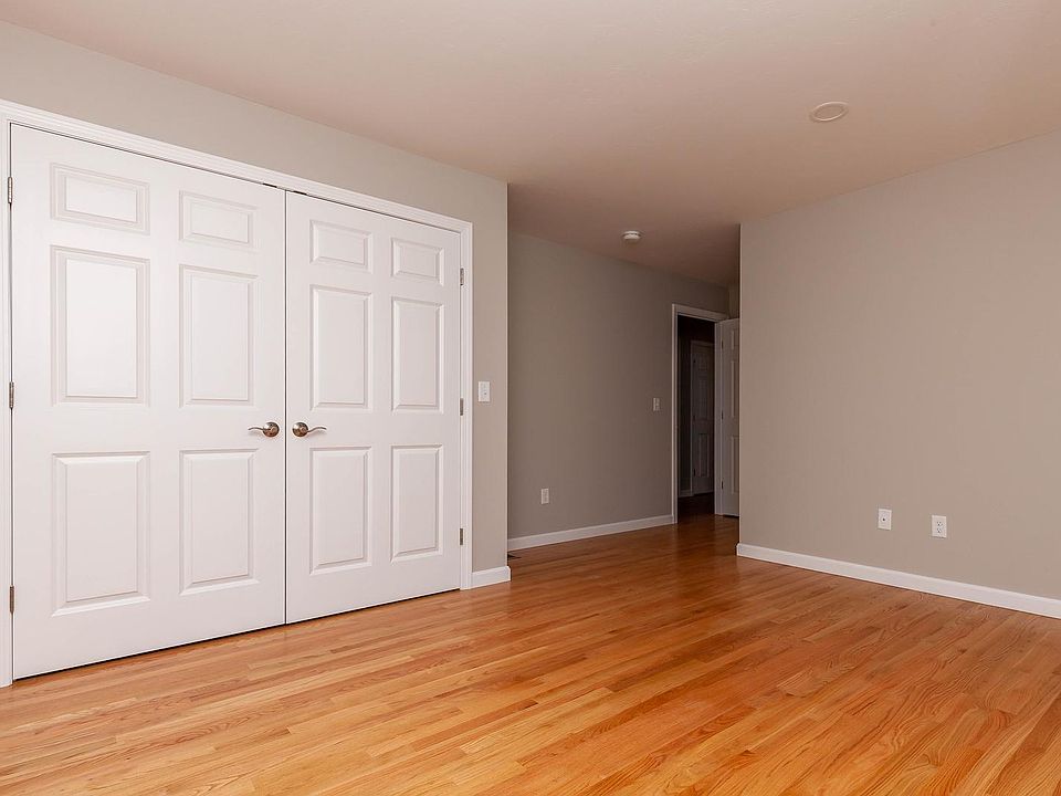 2nd image of 422-424 Queen Anne Rd