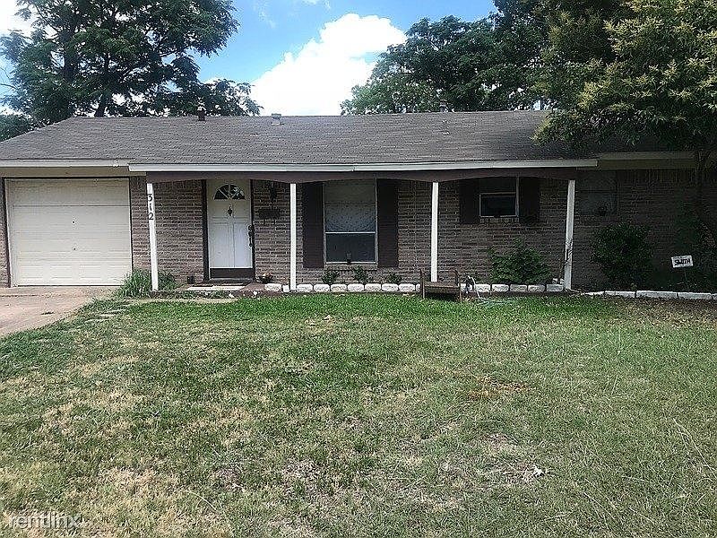 1st image of 312 Wake Dr