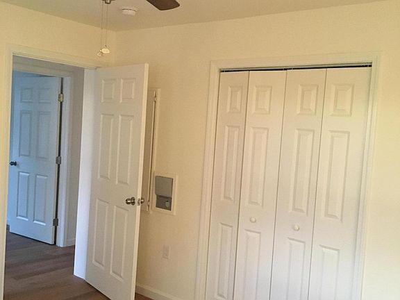5th image of 742 Seaview Ave