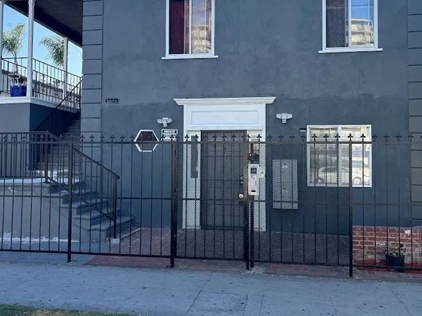 1021 Pacific Ave, Long Beach, CA 90813