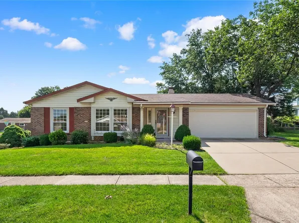 4538 Frederickton Ct, Saint Louis, MO 63128