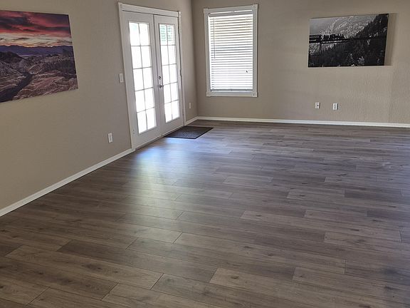 4th image of 10848 E CATALINA Avenue