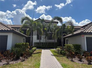 5721 Palmer Cir #102, Bradenton, FL 34211