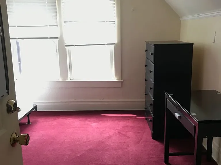 518 Monroe St — Photo 18