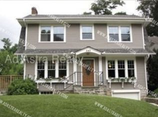 243 W 61st St, Kansas City, MO 64113