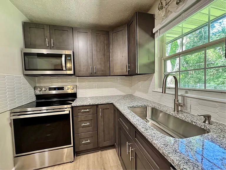 5901 Milhouse Ct — Photo 1