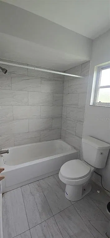 2 bed, 2.0 bath, 1064 sqft, $1,650 — Photo 4