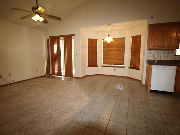 3rd image of 2032 Sun Country Dr