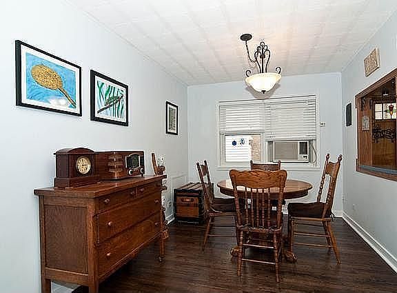 5th image of 5343 N Rockwell St