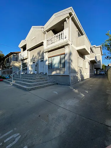 1760 N Alexandria Ave #1/2 Photo 1