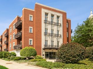 1075 W Roosevelt Rd UNIT 204, Chicago, IL 60608