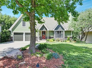 8002 Swarner Dr, Lenexa, KS 66219