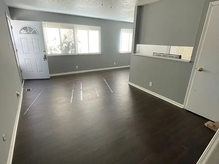 3269 Lupine Dr — Photo 8