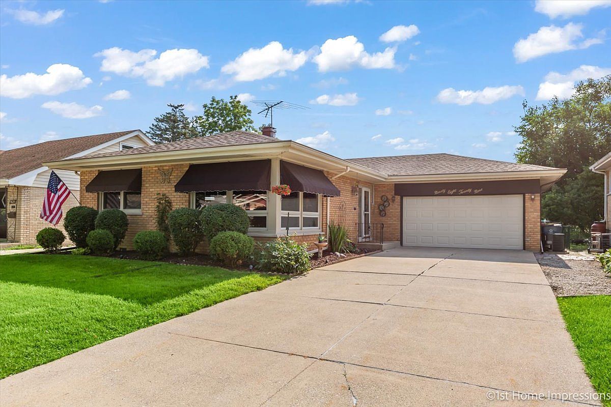 9829 S Kolmar Ave, Oak Lawn, IL 60453 Zillow
