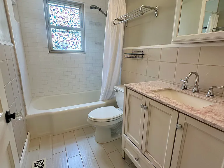 813 Gwynn Dr — Photo 11