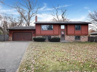 8057 Fairmont Cir NE, Fridley, MN 55432