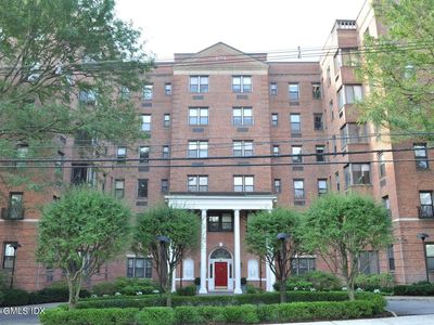 40 W Elm St APT 4F, Greenwich, CT, 06830