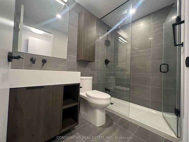 108 Peter St #816 — Photo 7